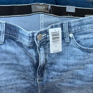 Torrid crop jeans - size 20